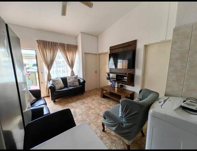 3 BEDROOM TOWNHOUSE FOR SALE IN FLORIDA